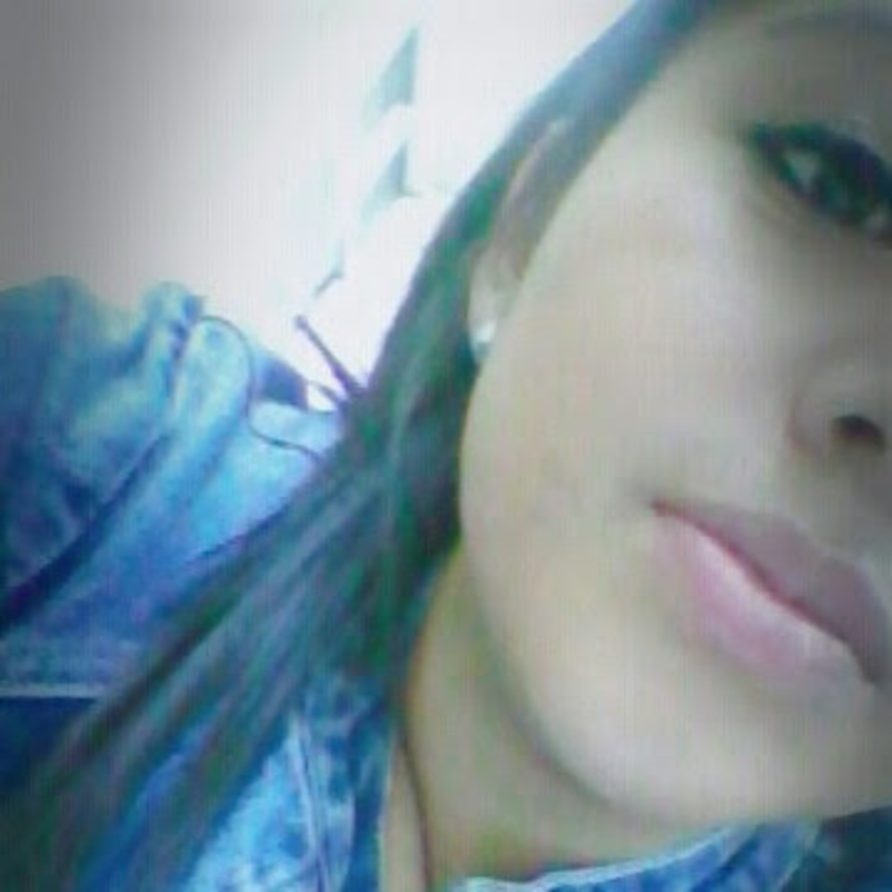 Meet your Posher, Valeria